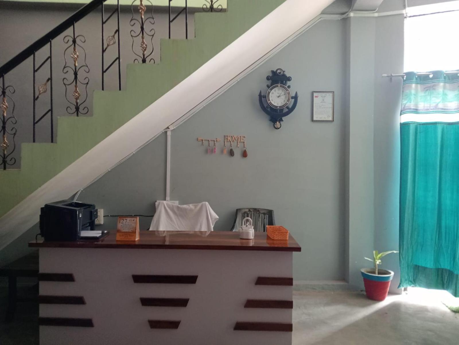 Harsh Home Stay Ayodhya Eksteriør bilde